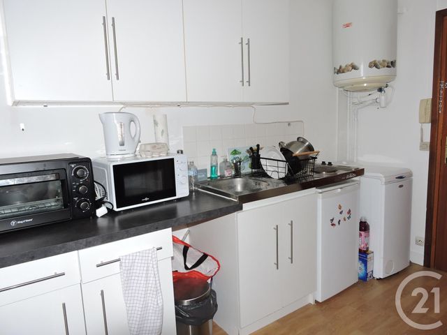 Appartement Studio &agrave; louer - 1 pi&egrave;ce - 23 m2 - Lisieux - 14 - BASSE-NORMANDIE