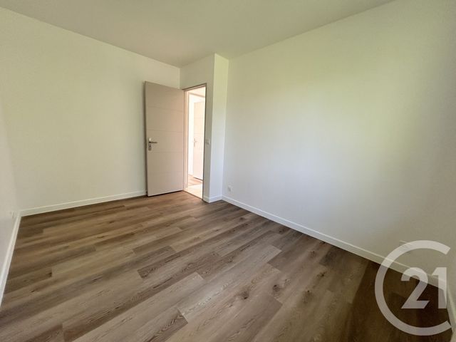 Maison &agrave; louer - 4 pi&egrave;ces - 87,61 m2 - Ouilly Le Vicomte - 14 - BASSE-NORMANDIE