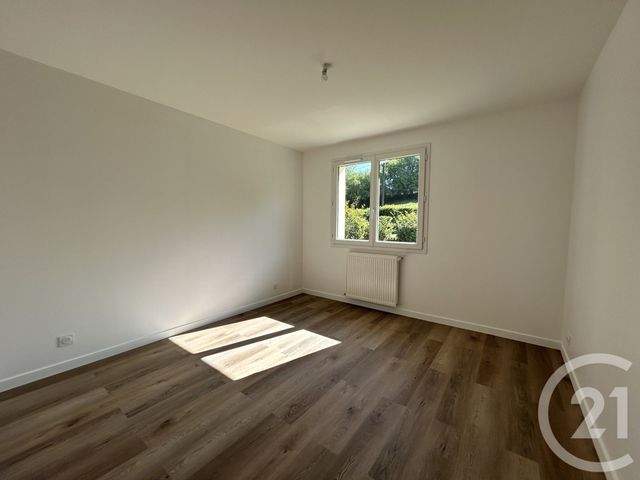 Maison &agrave; louer - 4 pi&egrave;ces - 87,61 m2 - Ouilly Le Vicomte - 14 - BASSE-NORMANDIE