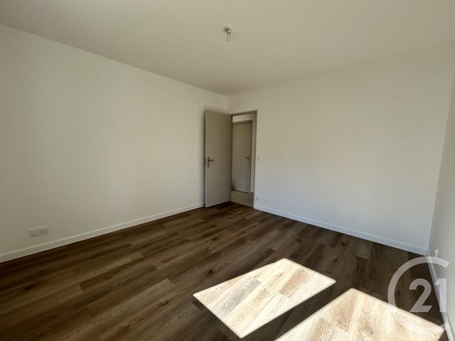 Maison &agrave; louer - 4 pi&egrave;ces - 87,61 m2 - Ouilly Le Vicomte - 14 - BASSE-NORMANDIE