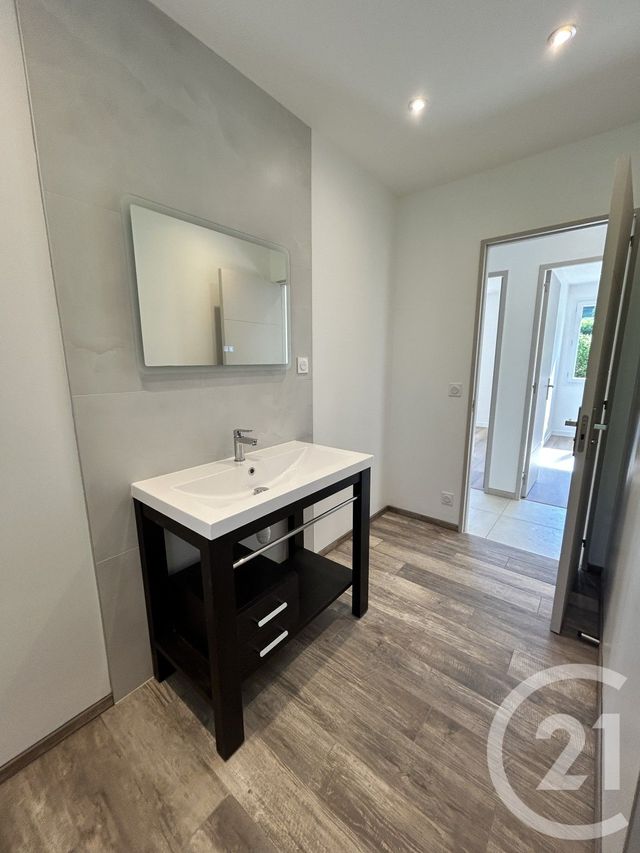 Maison &agrave; louer - 4 pi&egrave;ces - 87,61 m2 - Ouilly Le Vicomte - 14 - BASSE-NORMANDIE