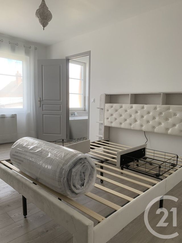 Maison &agrave; louer - 4 pi&egrave;ces - 80,48 m2 - Livarot Pays D Auge - 14 - BASSE-NORMANDIE