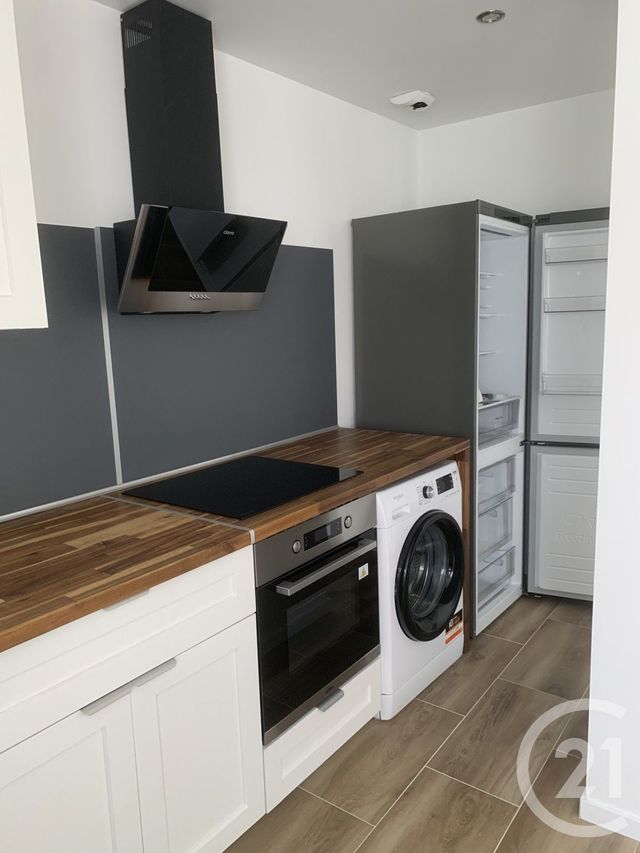 Maison &agrave; louer - 4 pi&egrave;ces - 80,48 m2 - Livarot Pays D Auge - 14 - BASSE-NORMANDIE