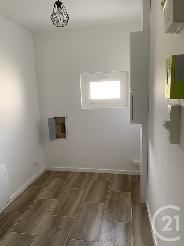 Maison &agrave; louer - 4 pi&egrave;ces - 80,48 m2 - Livarot Pays D Auge - 14 - BASSE-NORMANDIE
