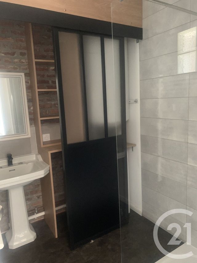 Appartement F3 &agrave; louer - 3 pi&egrave;ces - 38,50 m2 - Lisieux - 14 - BASSE-NORMANDIE