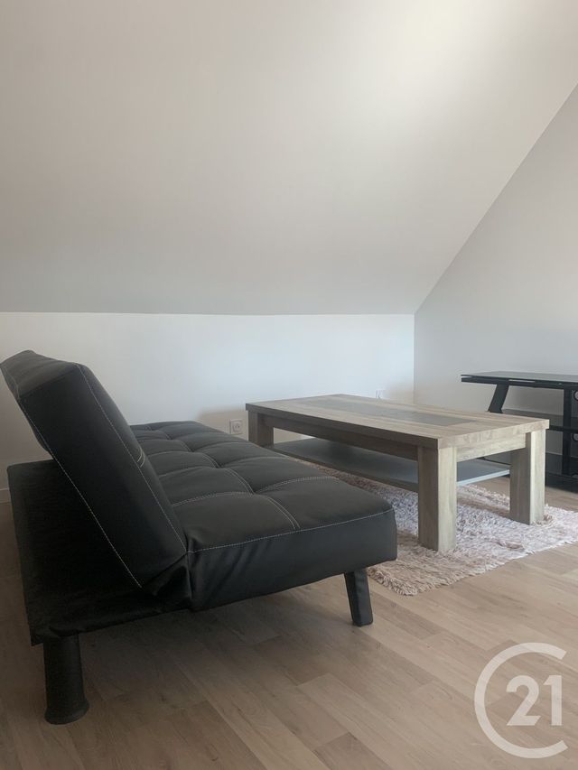 Appartement F3 &agrave; louer - 3 pi&egrave;ces - 38,50 m2 - Lisieux - 14 - BASSE-NORMANDIE