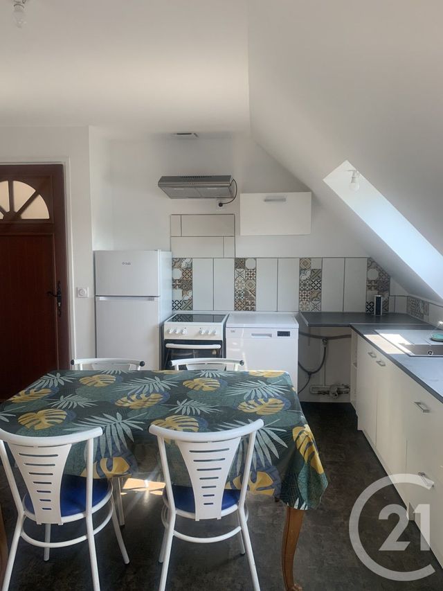 Appartement F3 &agrave; louer - 3 pi&egrave;ces - 38,50 m2 - Lisieux - 14 - BASSE-NORMANDIE