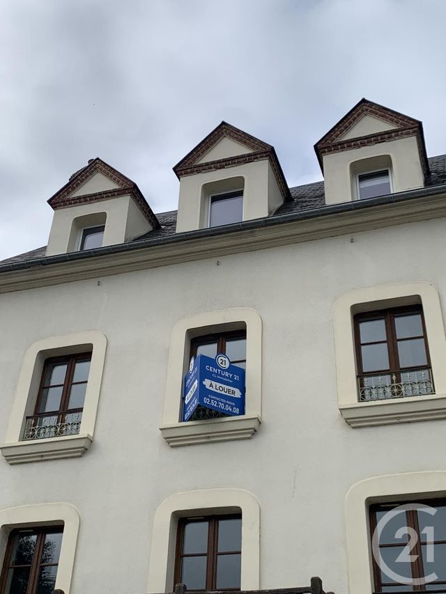 Appartement F2 &agrave; louer - 2 pi&egrave;ces - 36 m2 - Lisieux - 14 - BASSE-NORMANDIE