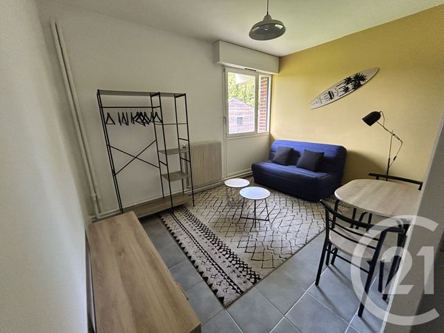 Appartement Studio &agrave; louer - 1 pi&egrave;ce - 16,94 m2 - Lisieux - 14 - BASSE-NORMANDIE