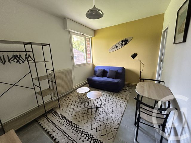 Appartement Studio &agrave; louer - 1 pi&egrave;ce - 16,94 m2 - Lisieux - 14 - BASSE-NORMANDIE