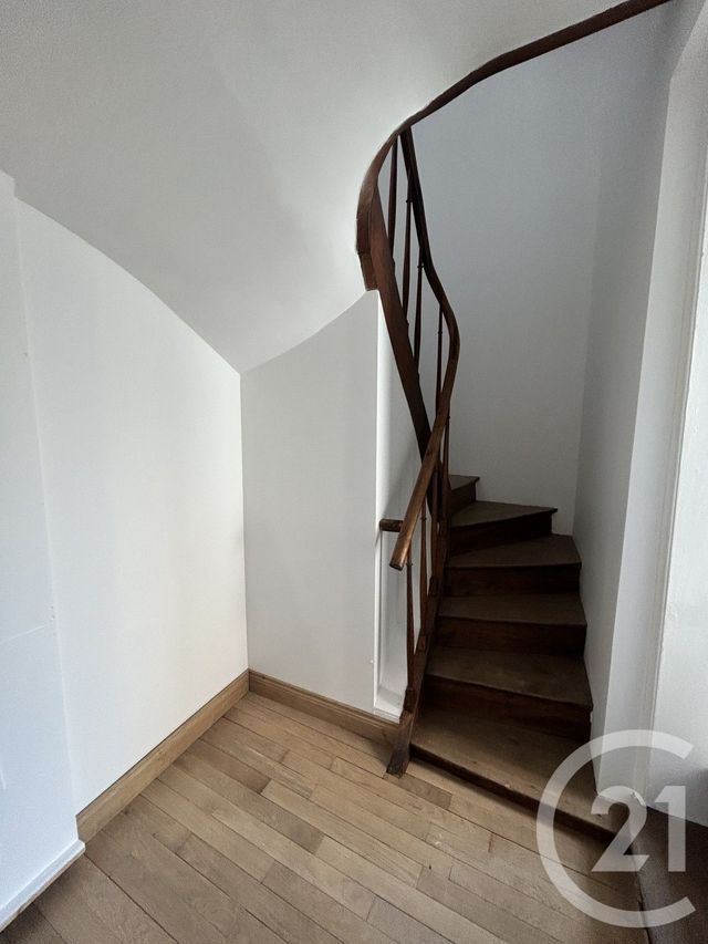 Appartement Duplex &agrave; louer - 8 pi&egrave;ces - 183 m2 - Livarot Pays D Auge - 14 - BASSE-NORMANDIE