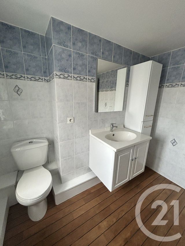 Appartement Duplex &agrave; louer - 8 pi&egrave;ces - 183 m2 - Livarot Pays D Auge - 14 - BASSE-NORMANDIE