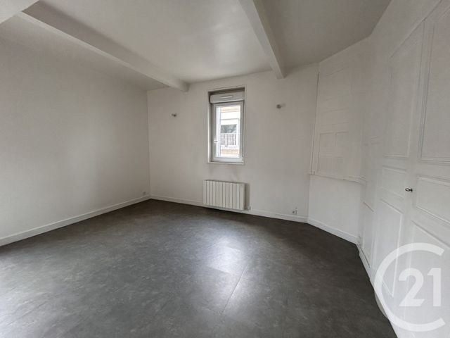 Appartement F2 &agrave; louer - 2 pi&egrave;ces - 39 m2 - Lisieux - 14 - BASSE-NORMANDIE