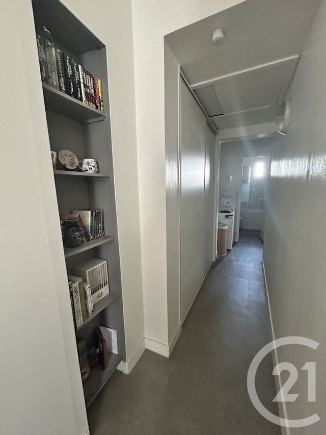 Appartement F2 &agrave; louer - 2 pi&egrave;ces - 39 m2 - Lisieux - 14 - BASSE-NORMANDIE