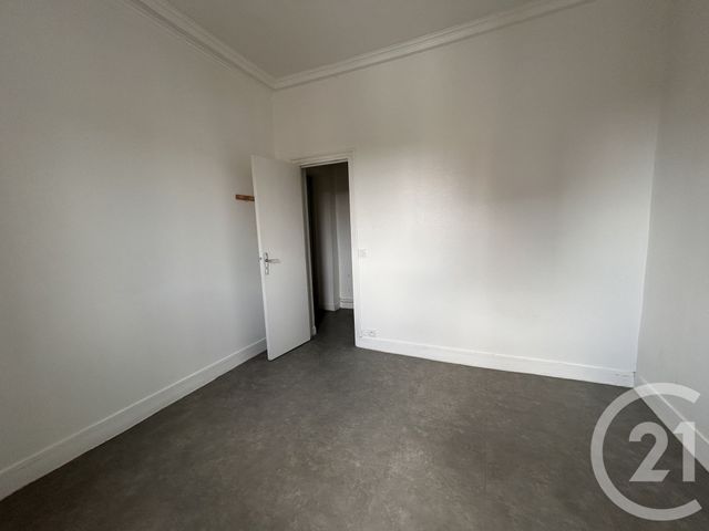Appartement F2 &agrave; louer - 2 pi&egrave;ces - 39 m2 - Lisieux - 14 - BASSE-NORMANDIE