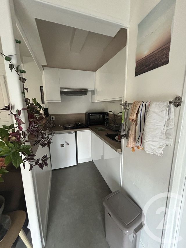 Appartement F2 &agrave; louer - 2 pi&egrave;ces - 39 m2 - Lisieux - 14 - BASSE-NORMANDIE