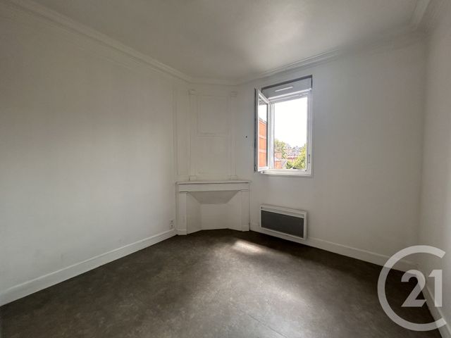 Appartement F2 &agrave; louer - 2 pi&egrave;ces - 39 m2 - Lisieux - 14 - BASSE-NORMANDIE