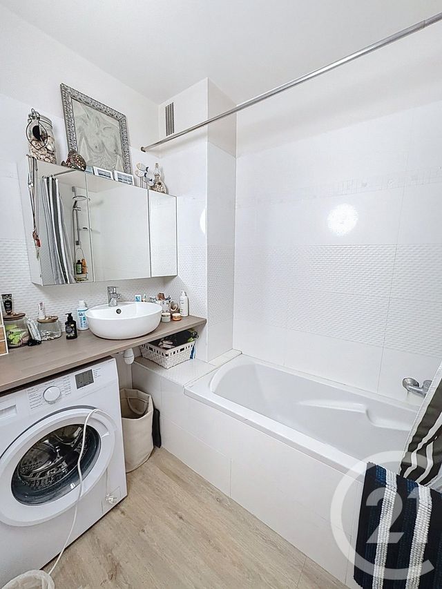 Appartement F2 &agrave; vendre - 2 pi&egrave;ces - 62 m2 - Lisieux - 14 - BASSE-NORMANDIE