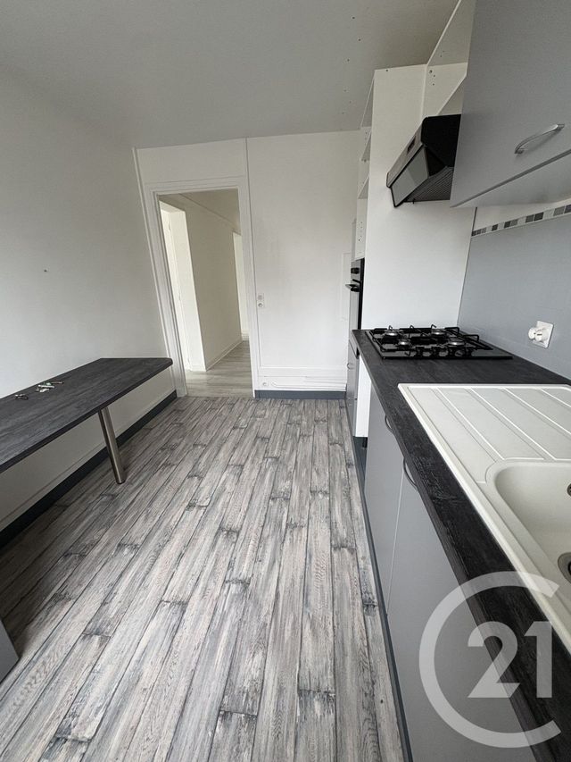 Appartement F3 &agrave; louer - 3 pi&egrave;ces - 64,30 m2 - Lisieux - 14 - BASSE-NORMANDIE