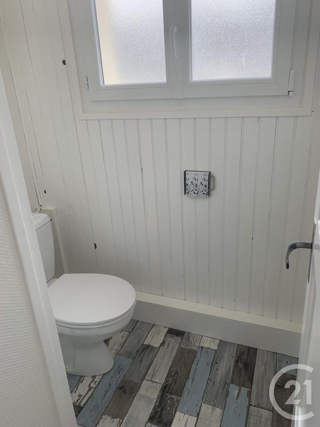 Appartement F3 &agrave; louer - 3 pi&egrave;ces - 64,30 m2 - Lisieux - 14 - BASSE-NORMANDIE