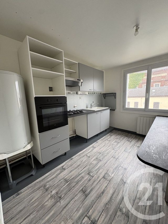 Appartement F3 &agrave; louer - 3 pi&egrave;ces - 64,30 m2 - Lisieux - 14 - BASSE-NORMANDIE