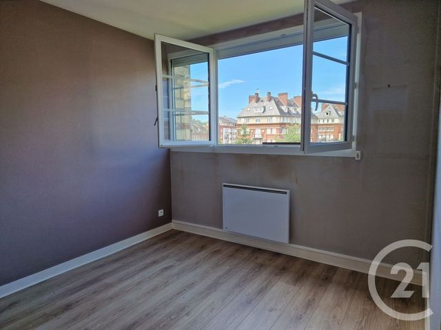 Appartement T3 &agrave; vendre - 3 pi&egrave;ces - 55,66 m2 - Lisieux - 14 - BASSE-NORMANDIE