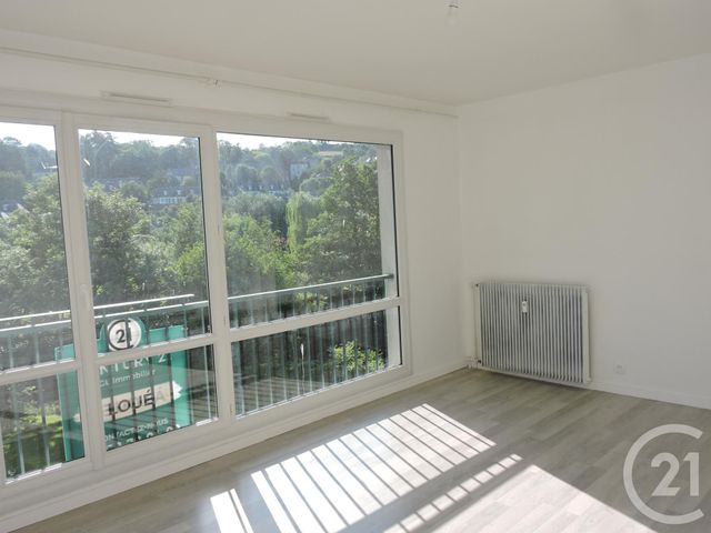 Appartement F1 &agrave; louer - 1 pi&egrave;ce - 30,80 m2 - Lisieux - 14 - BASSE-NORMANDIE
