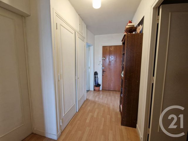 Appartement &agrave; vendre - 3 pi&egrave;ces - 60,20 m2 - Lisieux - 14 - BASSE-NORMANDIE