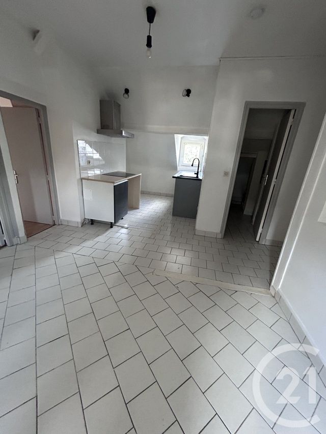 Appartement T3 &agrave; vendre - 3 pi&egrave;ces - 34,52 m2 - Lisieux - 14 - BASSE-NORMANDIE