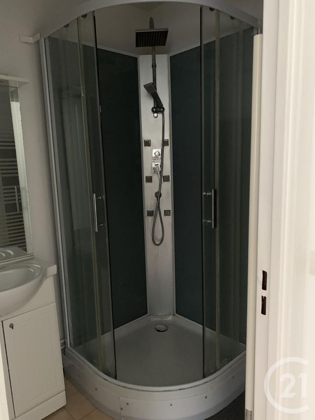 Appartement F2 &agrave; louer - 2 pi&egrave;ces - 35,60 m2 - Trouville Sur Mer - 14 - BASSE-NORMANDIE