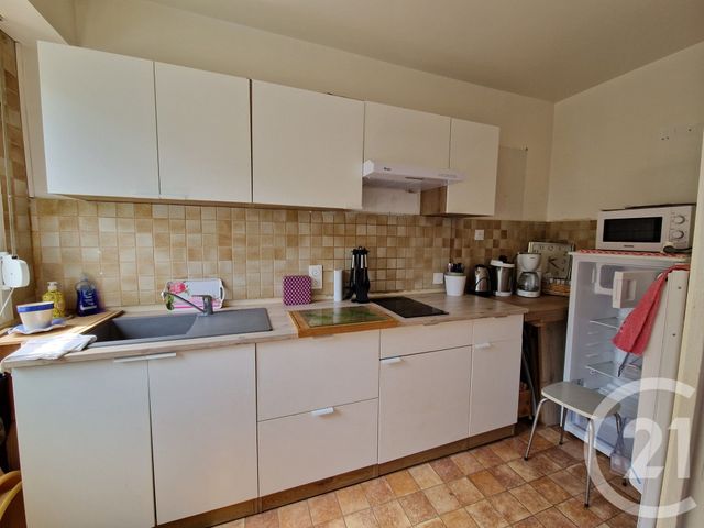 Appartement T2 &agrave; vendre - 2 pi&egrave;ces - 46,61 m2 - Lisieux - 14 - BASSE-NORMANDIE