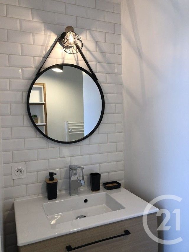 Appartement F4 &agrave; vendre - 4 pi&egrave;ces - 64,42 m2 - Lisieux - 14 - BASSE-NORMANDIE