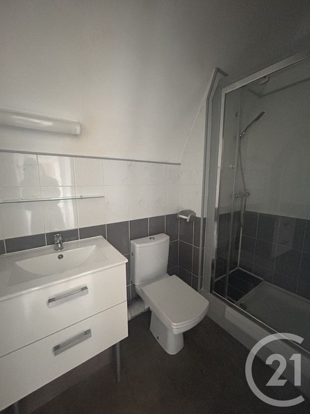 Appartement F2 &agrave; louer - 2 pi&egrave;ces - 37 m2 - Lisieux - 14 - BASSE-NORMANDIE