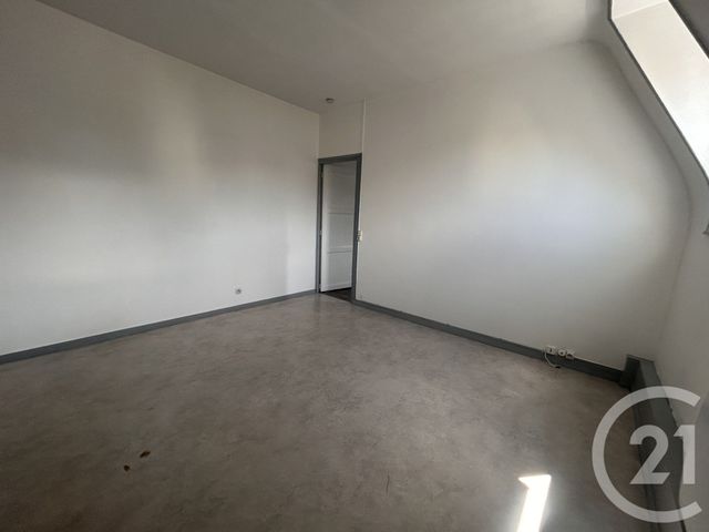 Appartement F2 &agrave; louer - 2 pi&egrave;ces - 37 m2 - Lisieux - 14 - BASSE-NORMANDIE