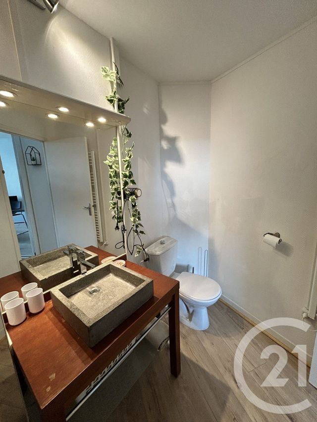 Appartement Studio &agrave; louer - 1 pi&egrave;ce - 23 m2 - Lisieux - 14 - BASSE-NORMANDIE
