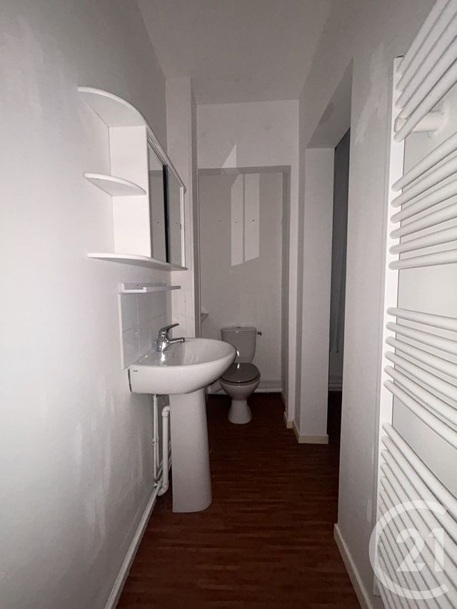 Appartement F2 &agrave; louer - 2 pi&egrave;ces - 46,30 m2 - St Desir - 14 - BASSE-NORMANDIE