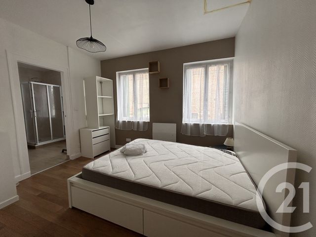 Appartement F2 &agrave; louer - 2 pi&egrave;ces - 35,62 m2 - Lisieux - 14 - BASSE-NORMANDIE