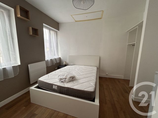 Appartement F2 &agrave; louer - 2 pi&egrave;ces - 35,62 m2 - Lisieux - 14 - BASSE-NORMANDIE