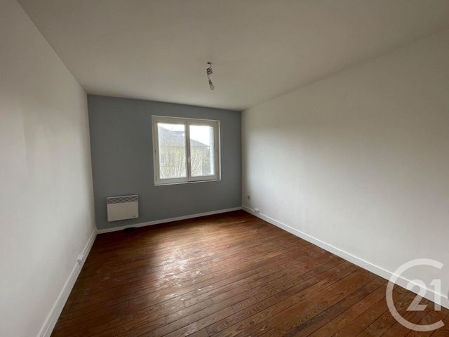 Appartement F3 &agrave; louer - 3 pi&egrave;ces - 62,70 m2 - Lisieux - 14 - BASSE-NORMANDIE