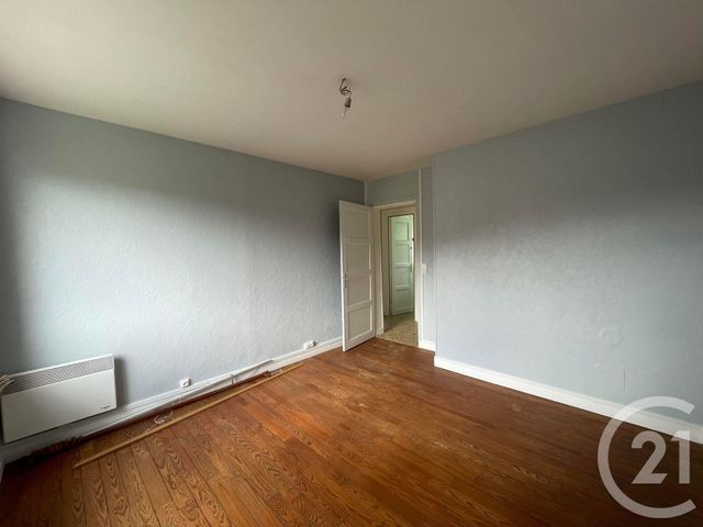 Appartement F3 &agrave; louer - 3 pi&egrave;ces - 62,70 m2 - Lisieux - 14 - BASSE-NORMANDIE