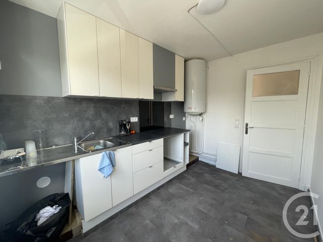 Appartement F3 &agrave; louer - 3 pi&egrave;ces - 62,70 m2 - Lisieux - 14 - BASSE-NORMANDIE