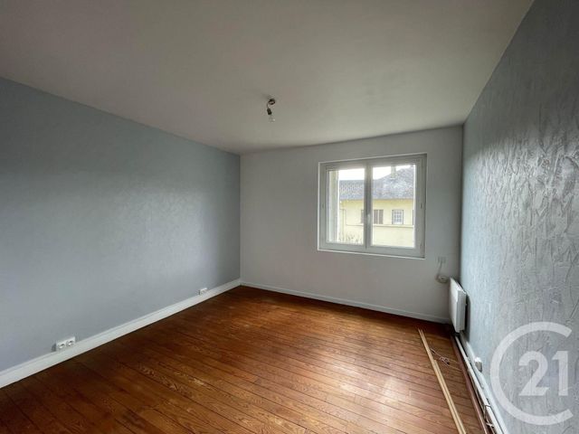 Appartement F3 &agrave; louer - 3 pi&egrave;ces - 62,70 m2 - Lisieux - 14 - BASSE-NORMANDIE