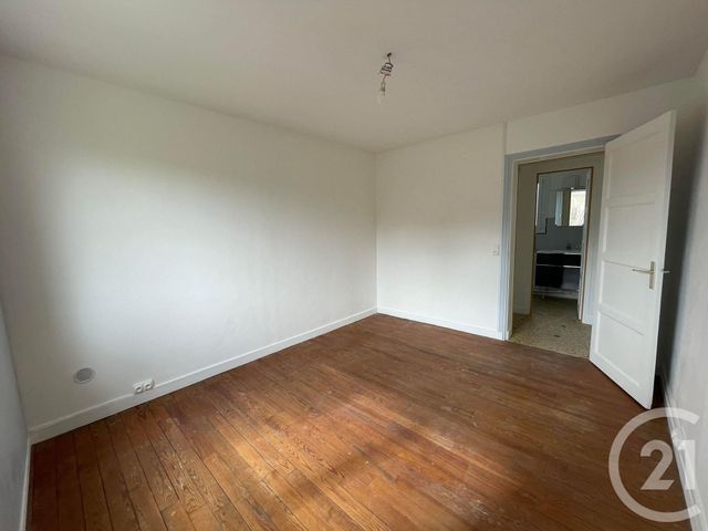 Appartement F3 &agrave; louer - 3 pi&egrave;ces - 62,70 m2 - Lisieux - 14 - BASSE-NORMANDIE