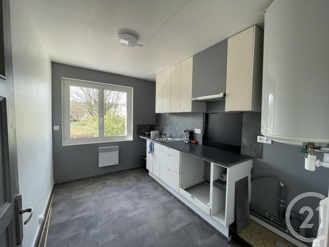 Appartement F3 &agrave; louer - 3 pi&egrave;ces - 62,70 m2 - Lisieux - 14 - BASSE-NORMANDIE