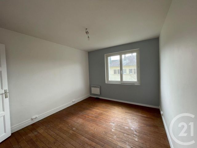 Appartement F3 &agrave; louer - 3 pi&egrave;ces - 62,70 m2 - Lisieux - 14 - BASSE-NORMANDIE