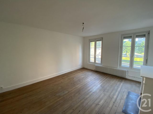 Appartement T3 &agrave; louer - 3 pi&egrave;ces - 68,78 m2 - Lisieux - 14 - BASSE-NORMANDIE
