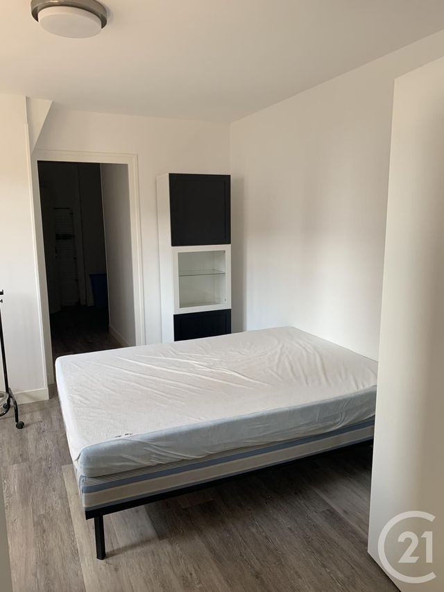 Appartement F2 &agrave; louer - 2 pi&egrave;ces - 39,45 m2 - Lisieux - 14 - BASSE-NORMANDIE