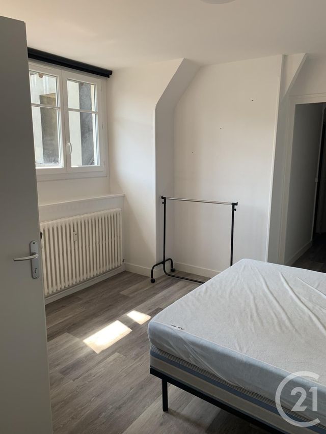 Appartement F2 &agrave; louer - 2 pi&egrave;ces - 39,45 m2 - Lisieux - 14 - BASSE-NORMANDIE