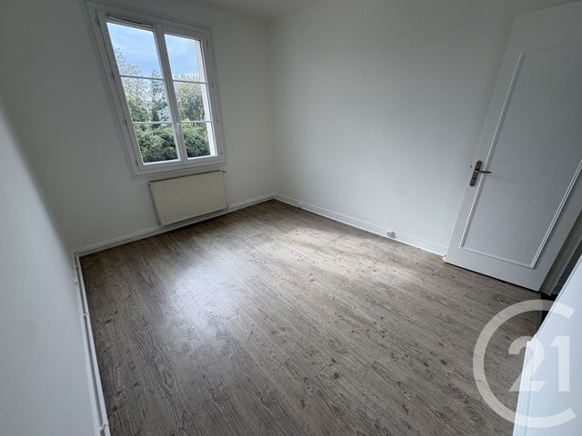 Appartement F3 &agrave; louer - 3 pi&egrave;ces - 56,94 m2 - Lisieux - 14 - BASSE-NORMANDIE