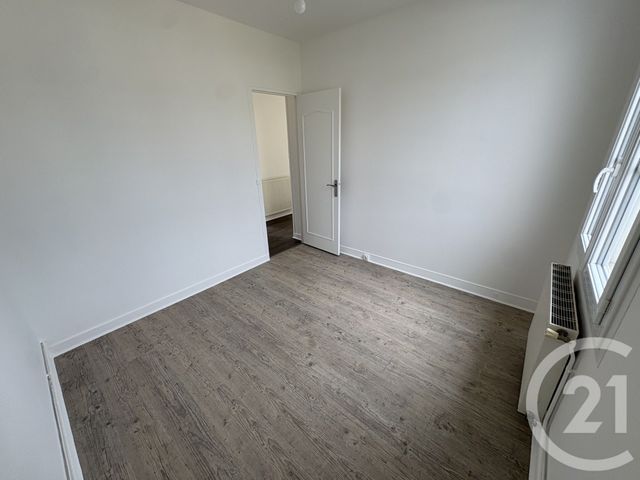 Appartement F3 &agrave; louer - 3 pi&egrave;ces - 56,94 m2 - Lisieux - 14 - BASSE-NORMANDIE